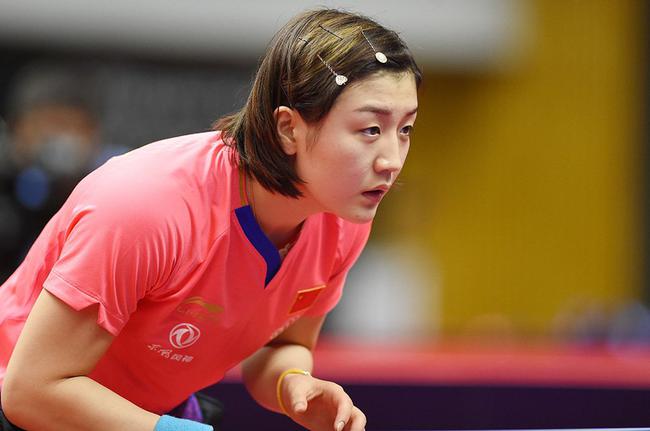 亲的公开嘲 亲的公开嘲