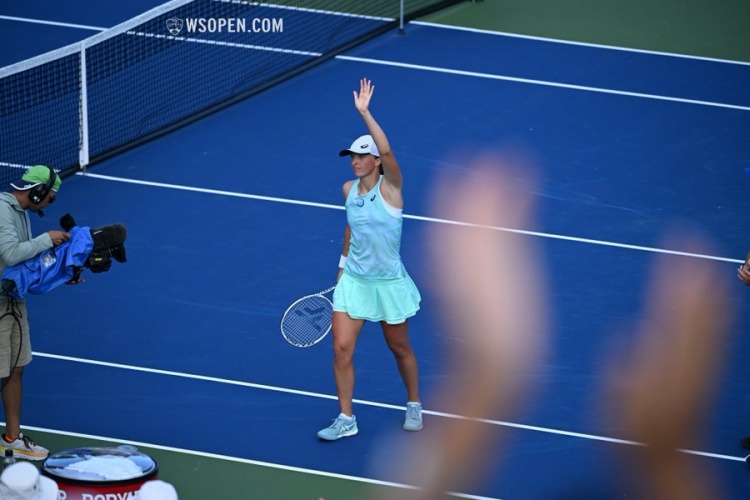 强了青训建 强了青训建