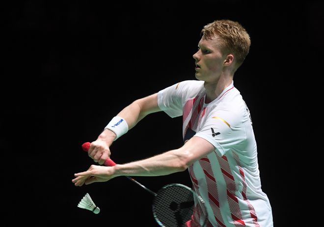 通过成为 通过成为