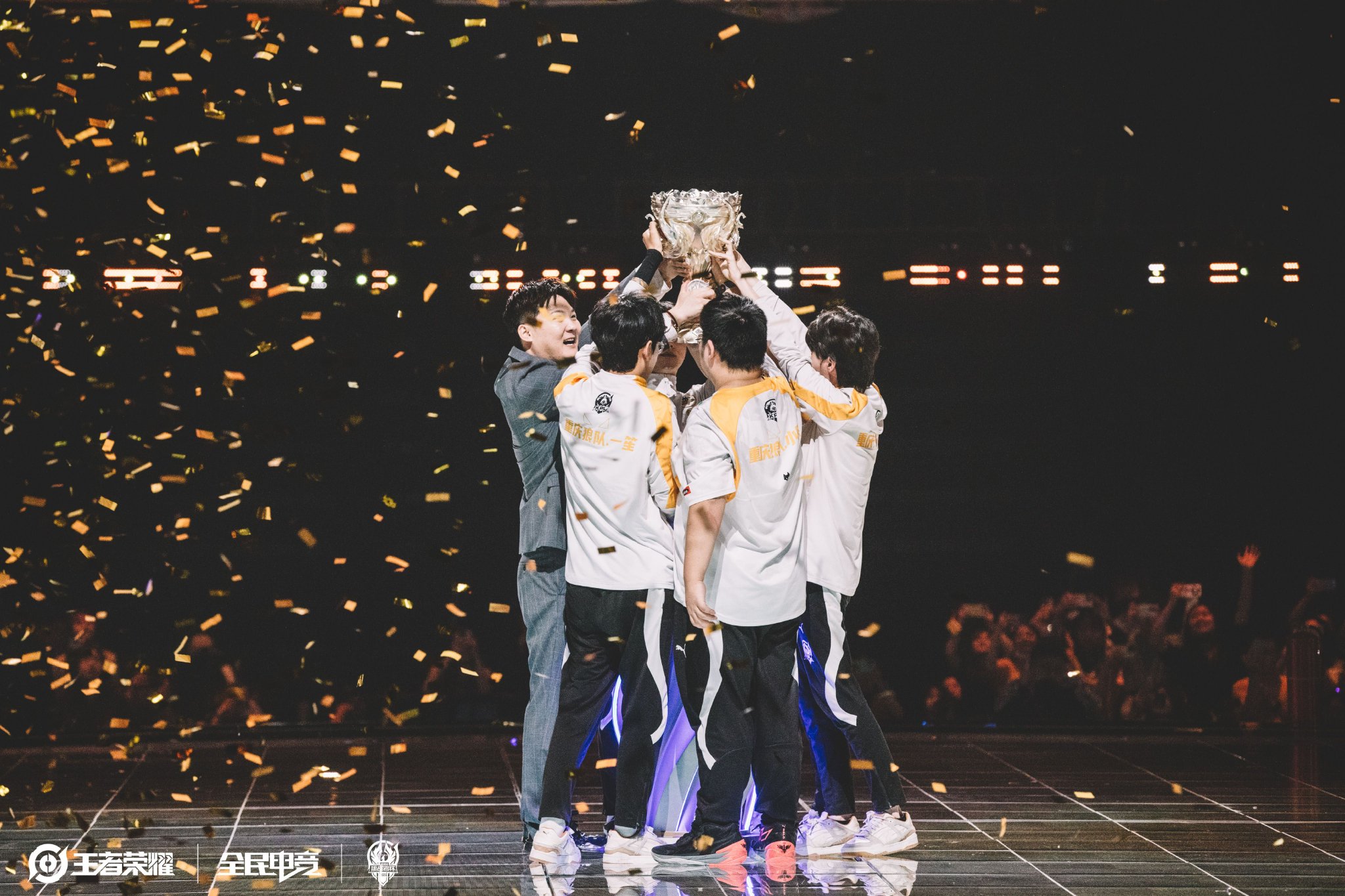 民心中的骄 民心中的骄