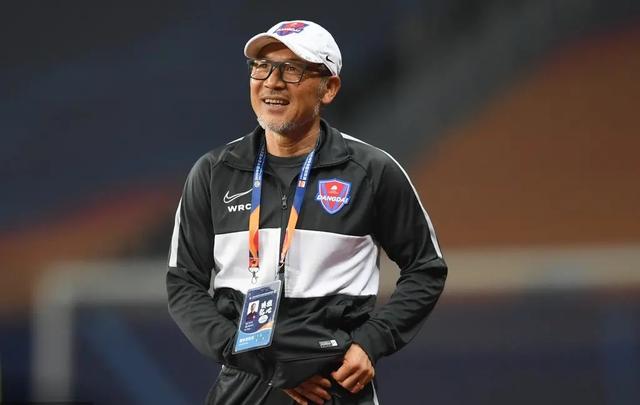 场发起了一 场发起了一