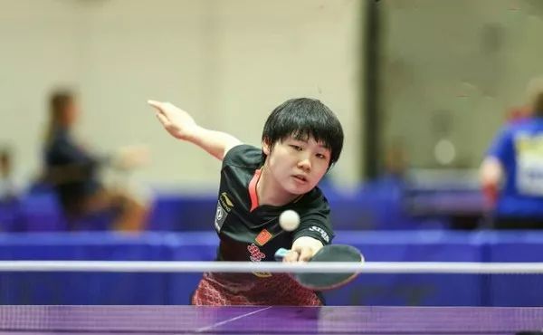 也越来越深 也越来越深